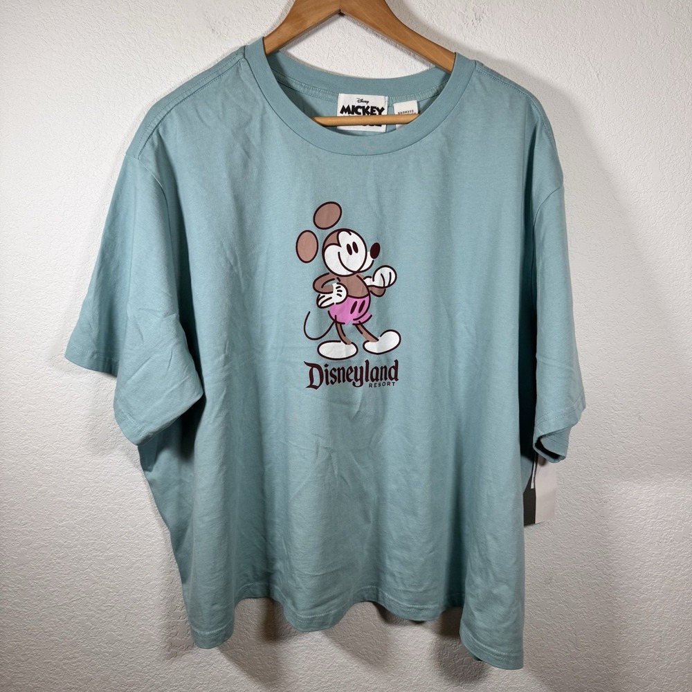 NWT!! Disneyland Mickey Mouse Shirt Cropped Short Sleeve | Size Women's 3XL